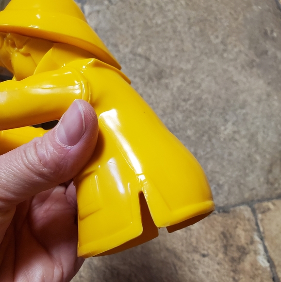 NWB Vintage Avon Tug A Brella  Bottle - Picture 10 of 13